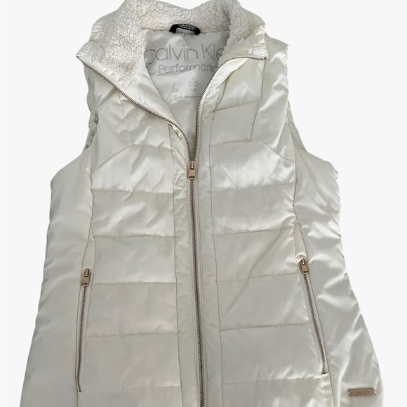 White Calvin Klein Puffer Vest size Medium - Picture 3 of 6